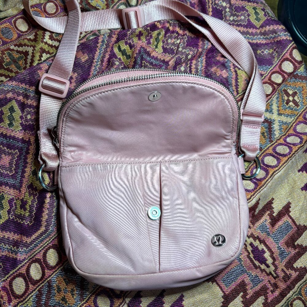 Lululemon Womens All Night Festival Bag Micro 1.5L Blush Silver Zipper Foldover